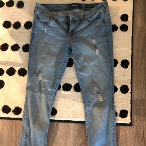 Light wash ripped skinny jeans